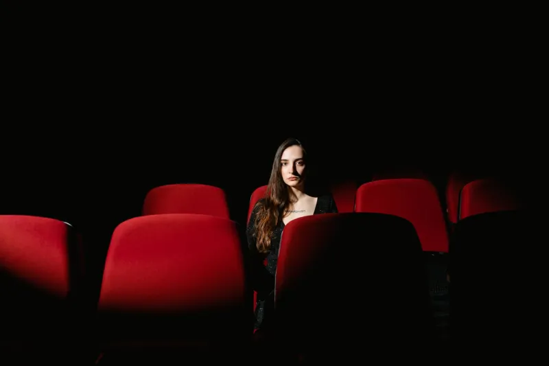 Le jeu comme manifeste : comment les actrices françaises réinventent la féminité par l'intérieur